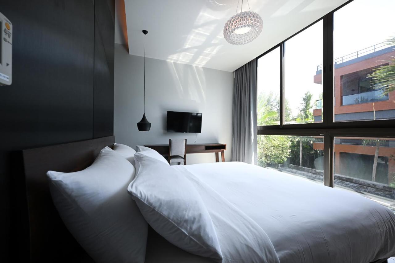 Suite mit 2 Schlafzimmern und eigenem Pool.