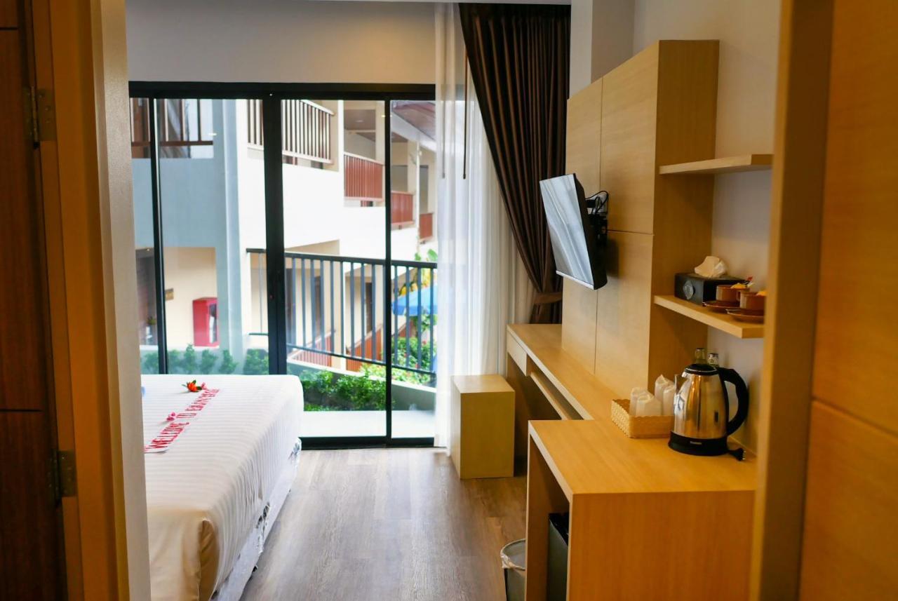 Habitación Doble acogedora con vistas a la piscina
