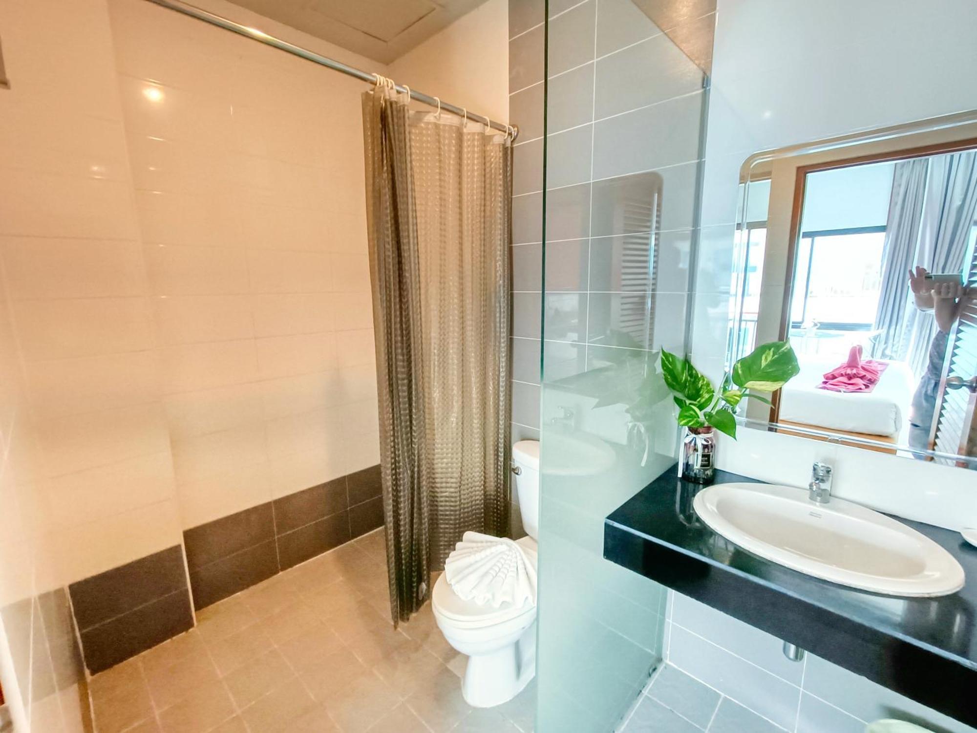 Deluxe Double Room,1653534895:JPEG