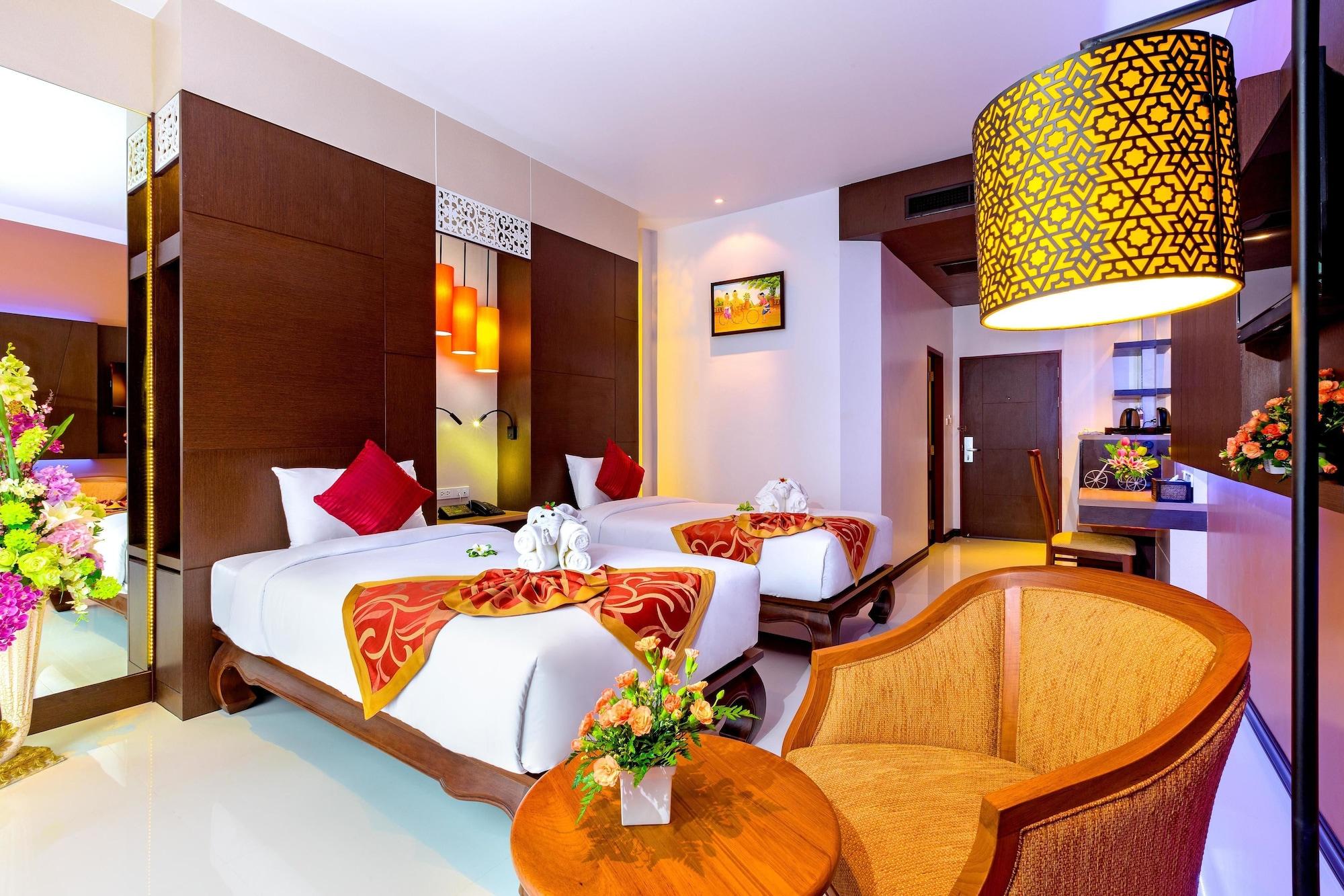 Grand Deluxe Double or Twin Room Pool View