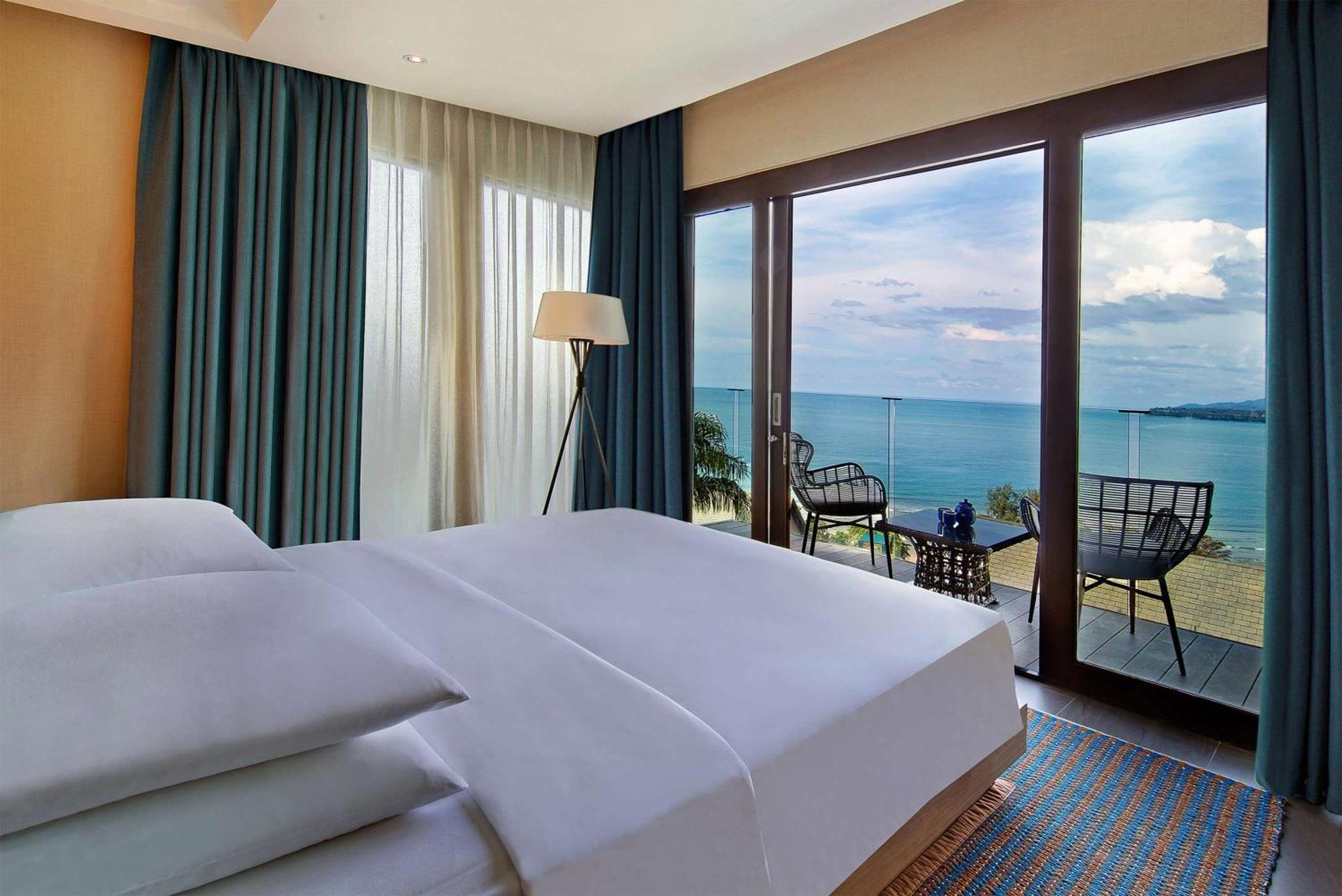 Suite auf dem Hügel mit Kingsize-Bett und Meerblick