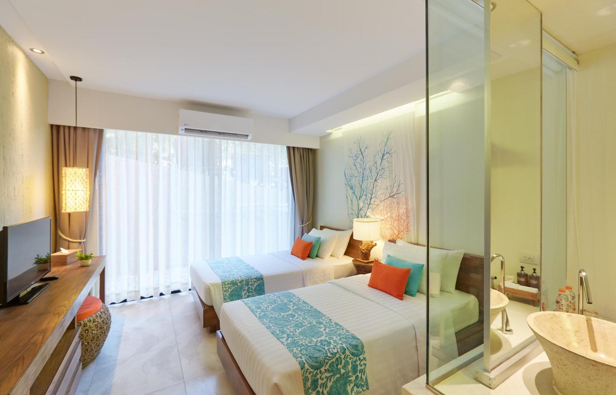Deluxe Double or Twin Room