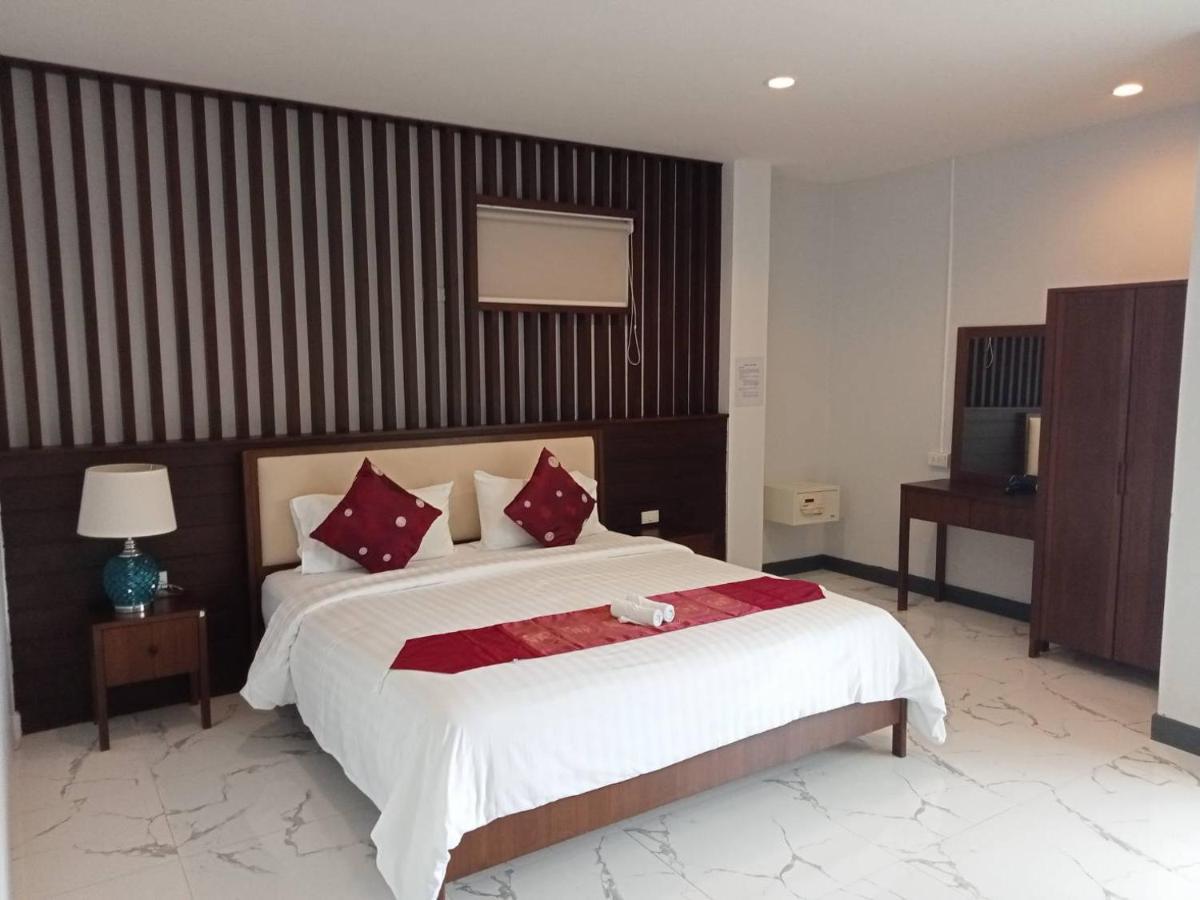 Garden View Double Bed with Balcony