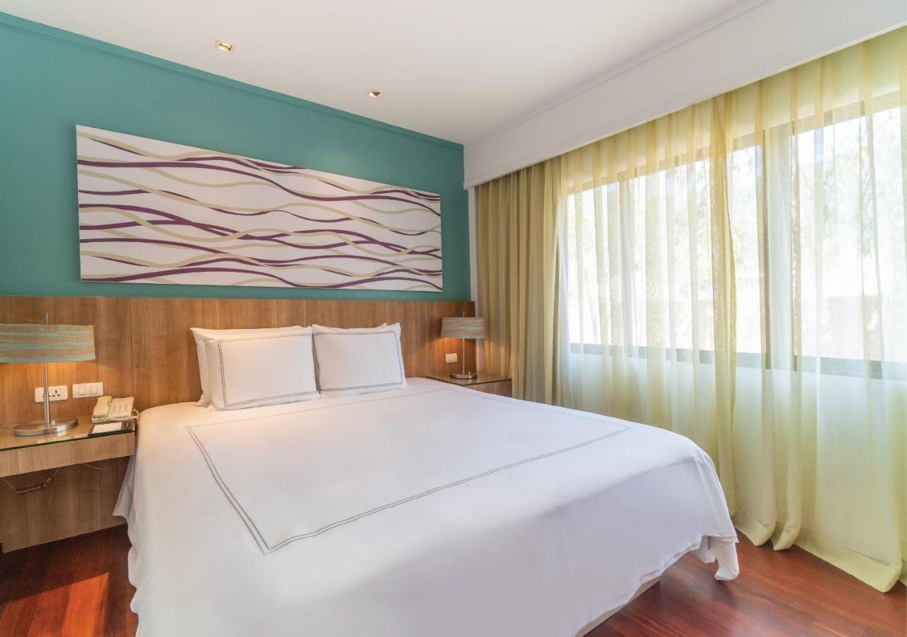 One-Bedroom Suite with Terrace and Pool View,1318812610:JPEG