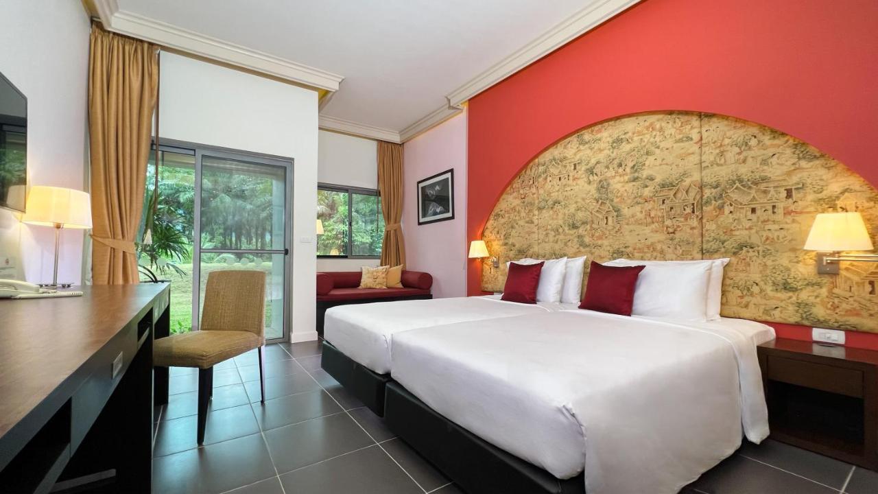 Standard Room Garden Wing Twin Beds