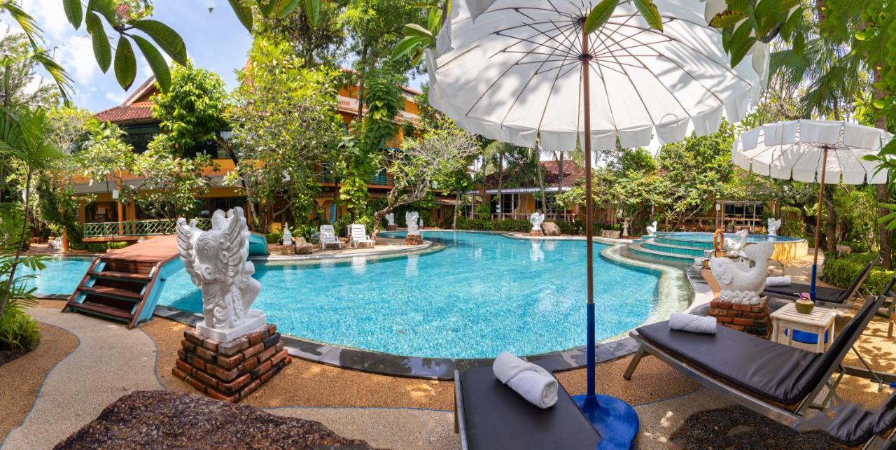 Villa One Bedroom Poolside Free Spa