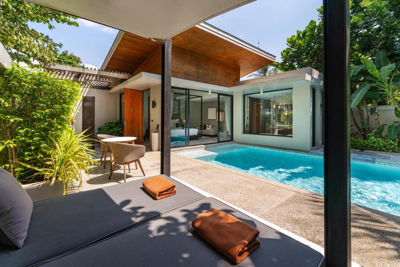 Club Pool Villa