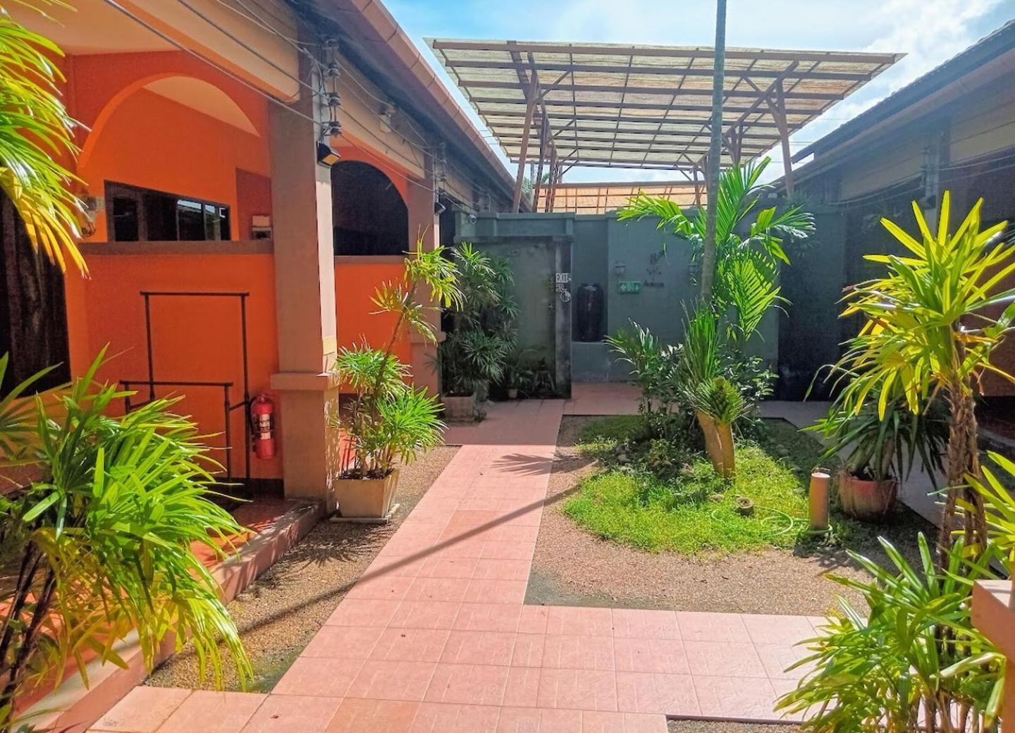 Deluxe Room,1543060699:JPEG