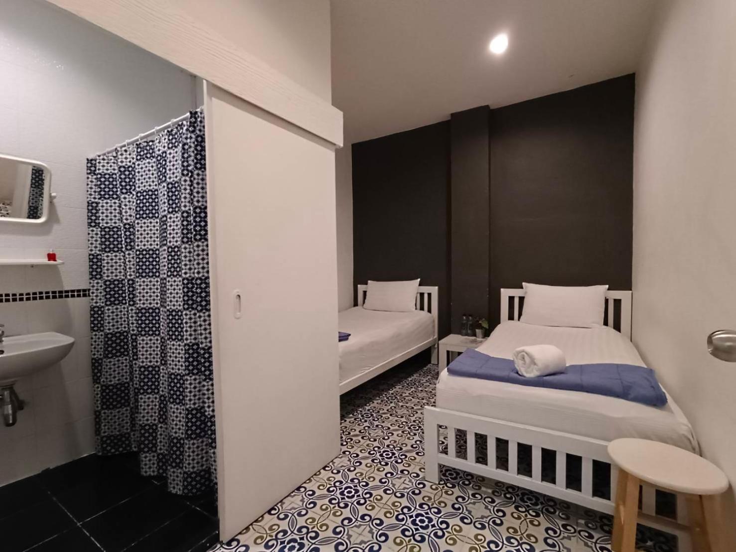 Budget Twin Room