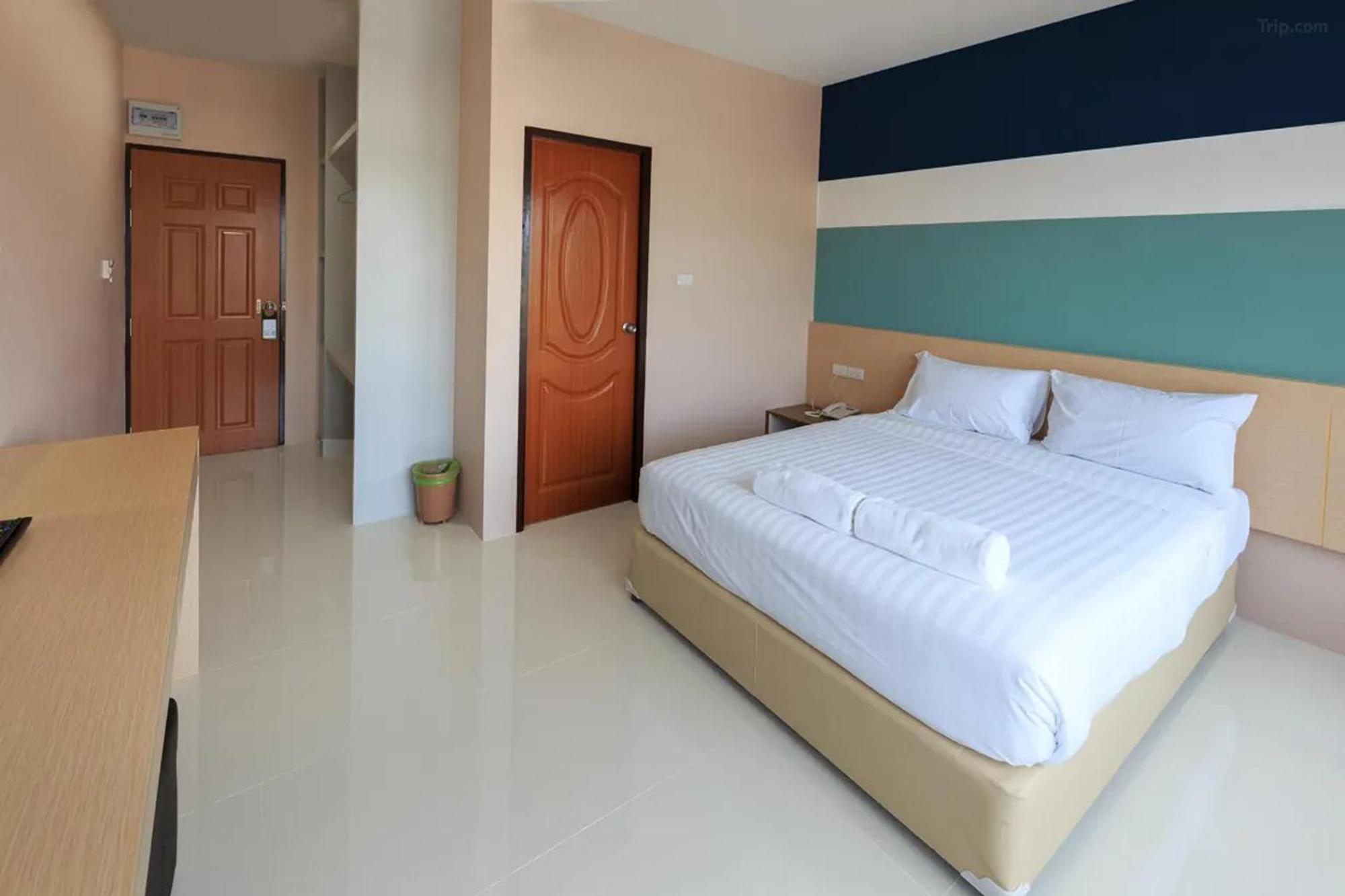 Superior Double Room,1617484609:JPEG