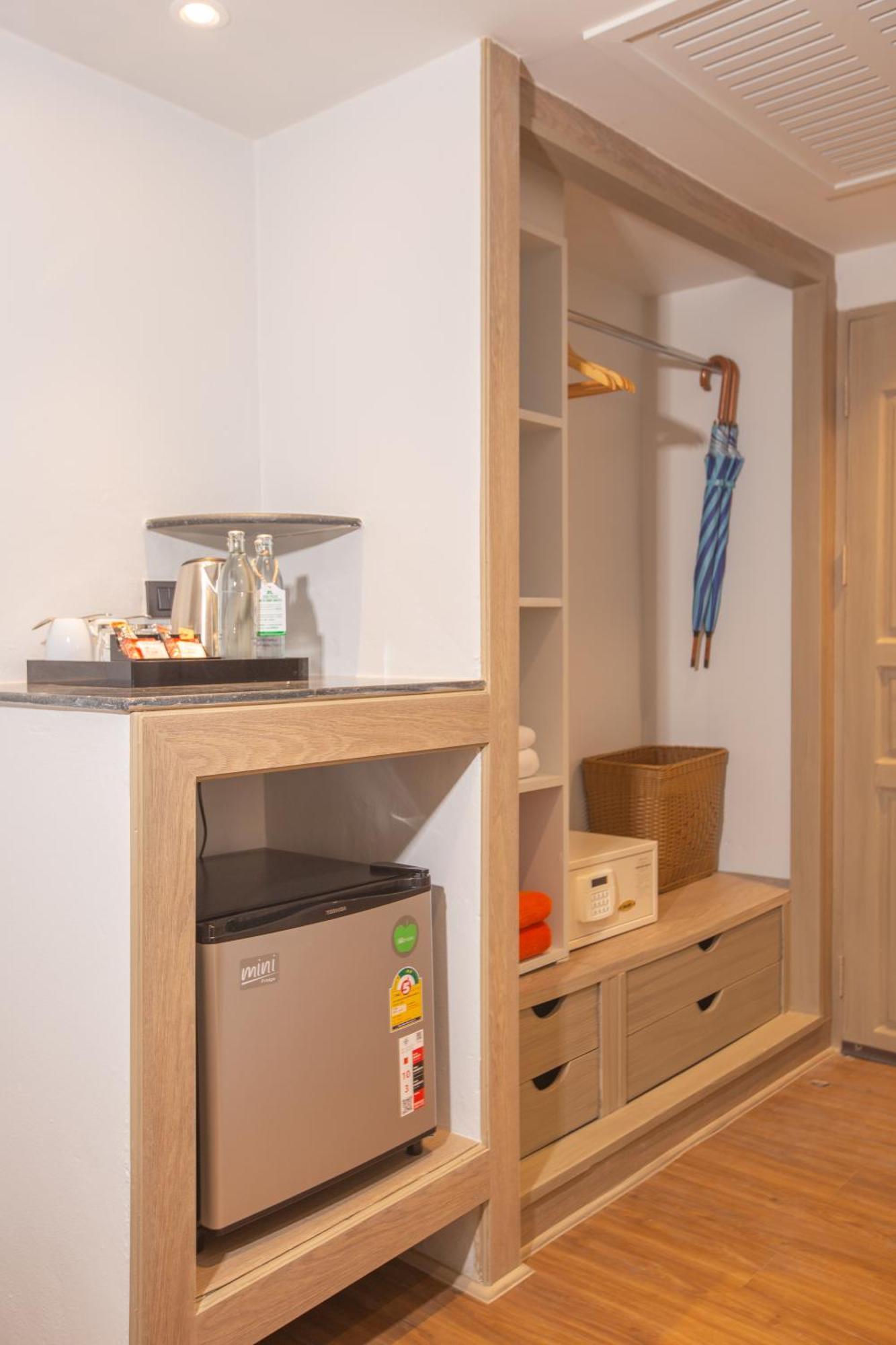 Family Double King,1619765204:JPEG