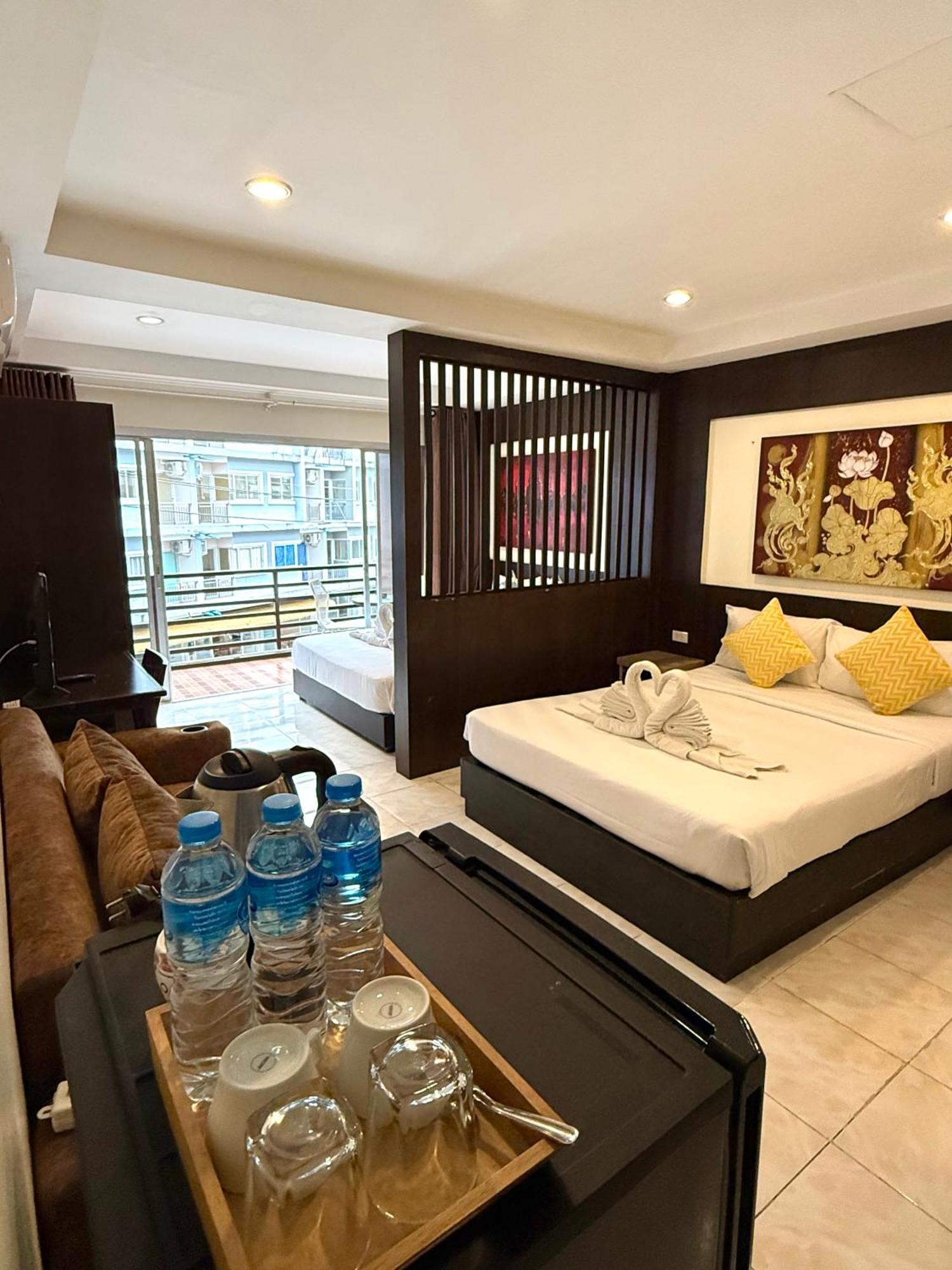 Deluxe Quadruple Room