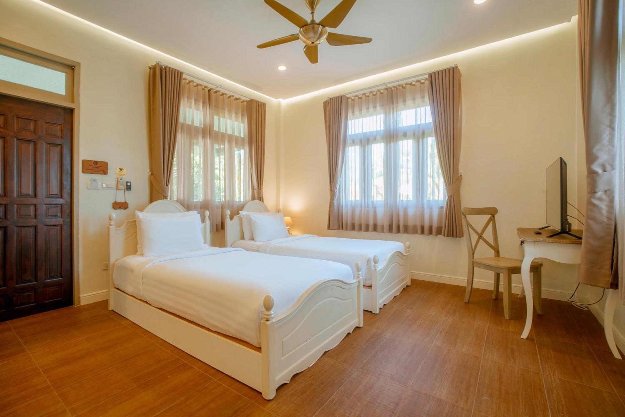 Twin Bed Villa