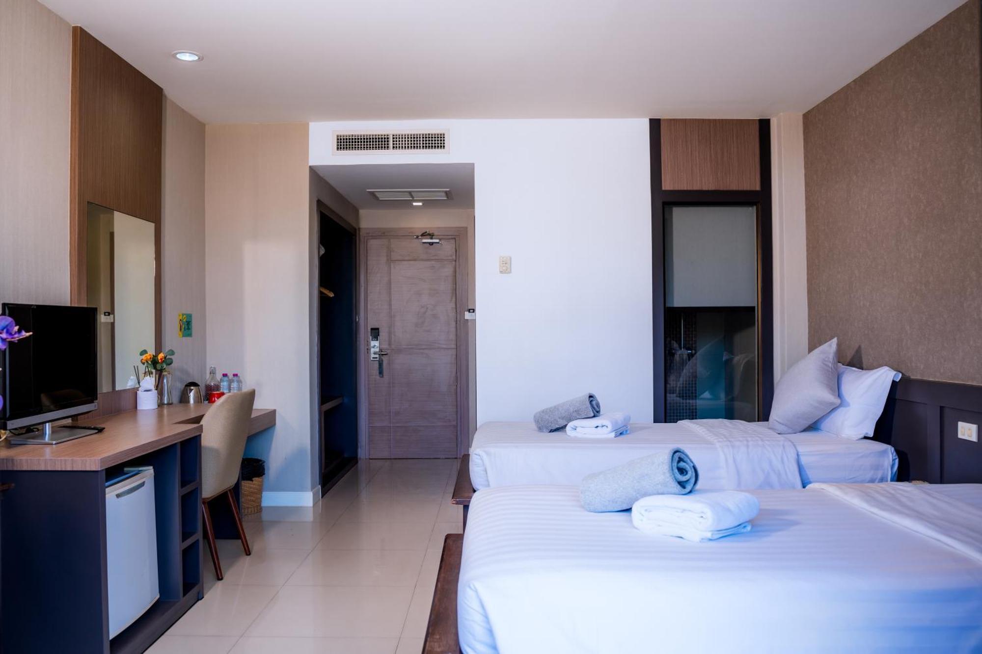 Superior Double or Twin Room with Sea View