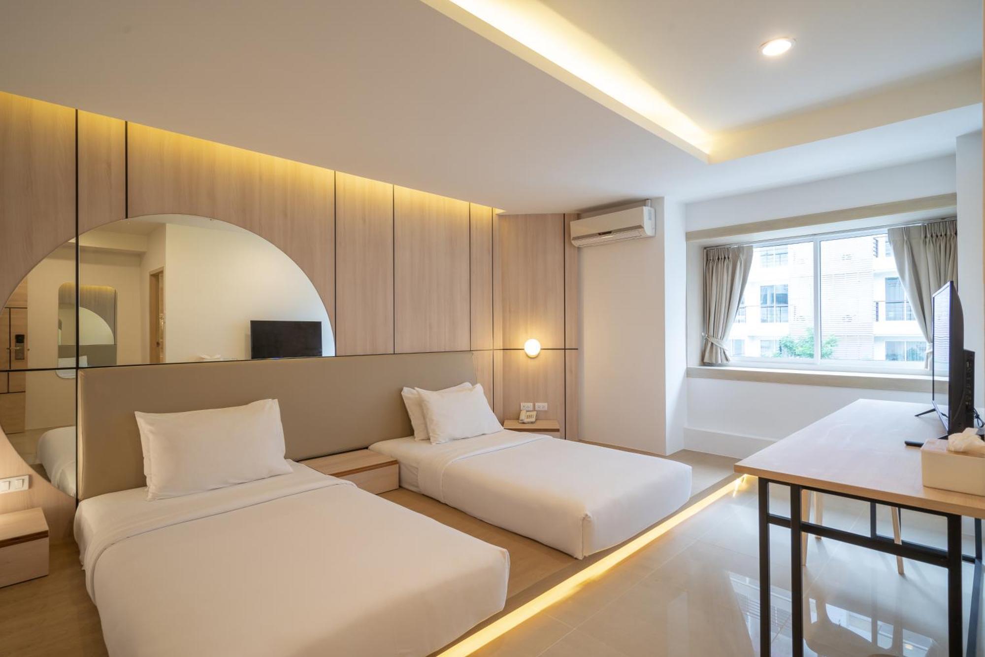 Superior Double or Twin Room with City View