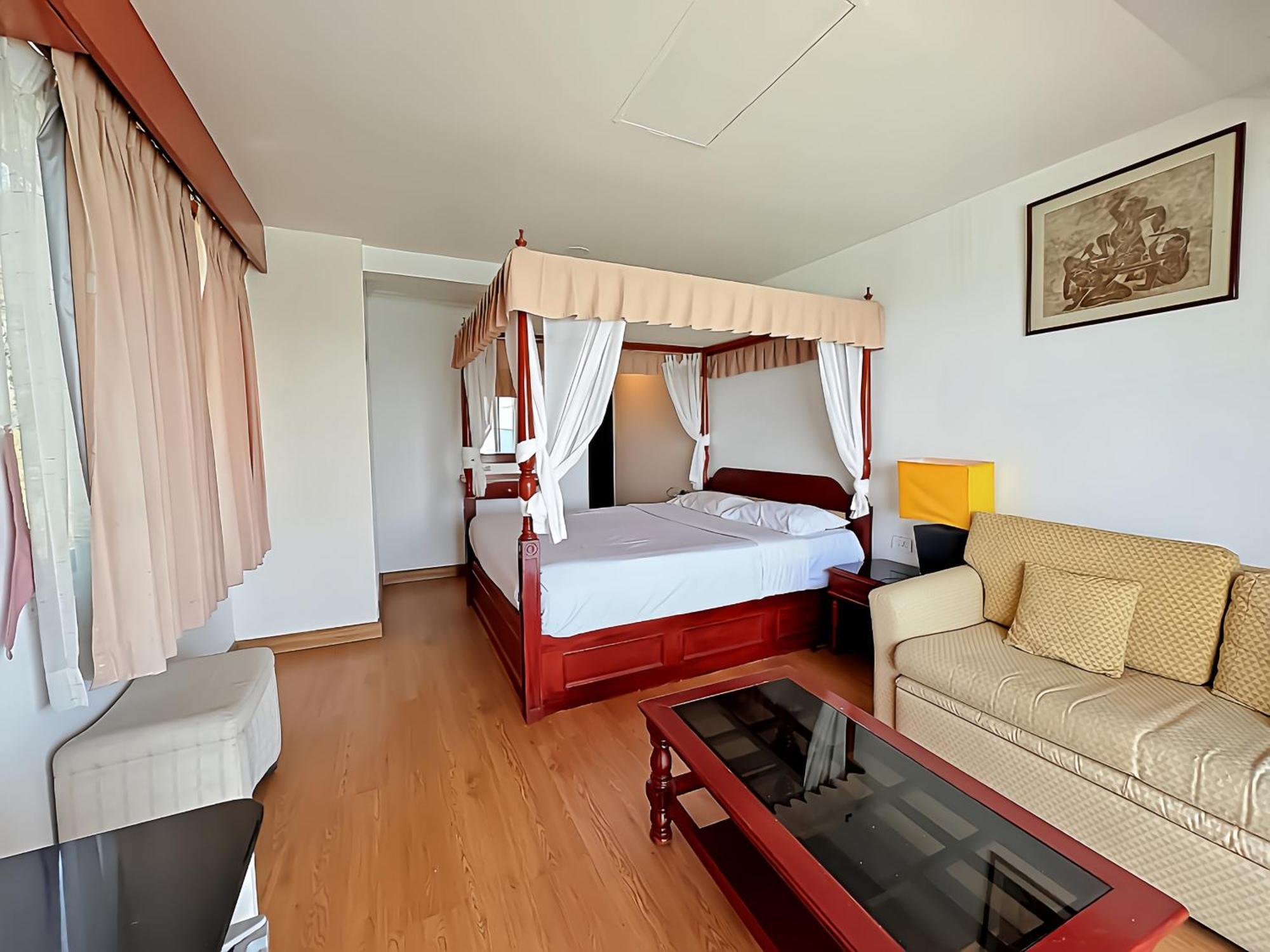 Deluxe Double or Twin Room Sea View