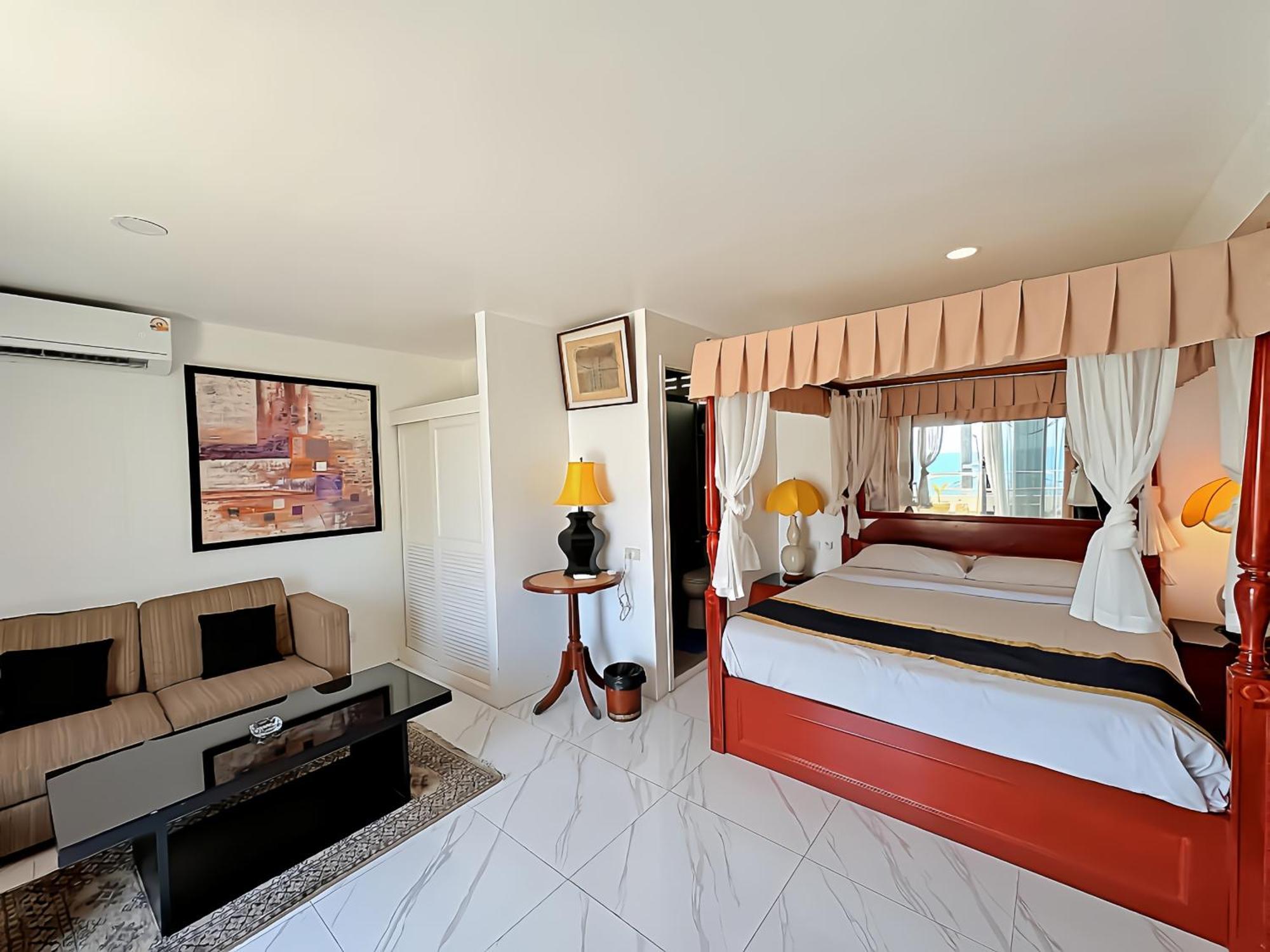 Penthouse Suite