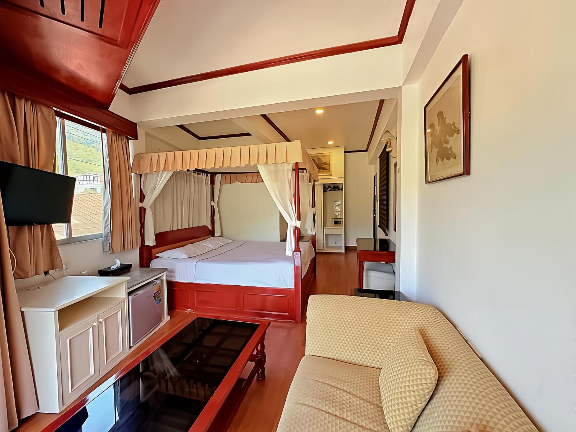 Standard Double Room Mountain View