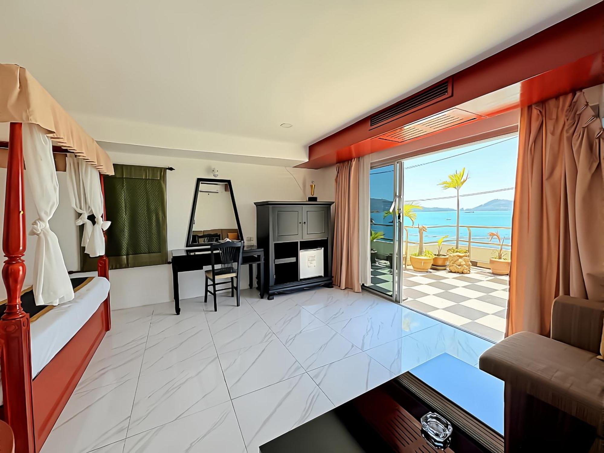Penthouse Suite