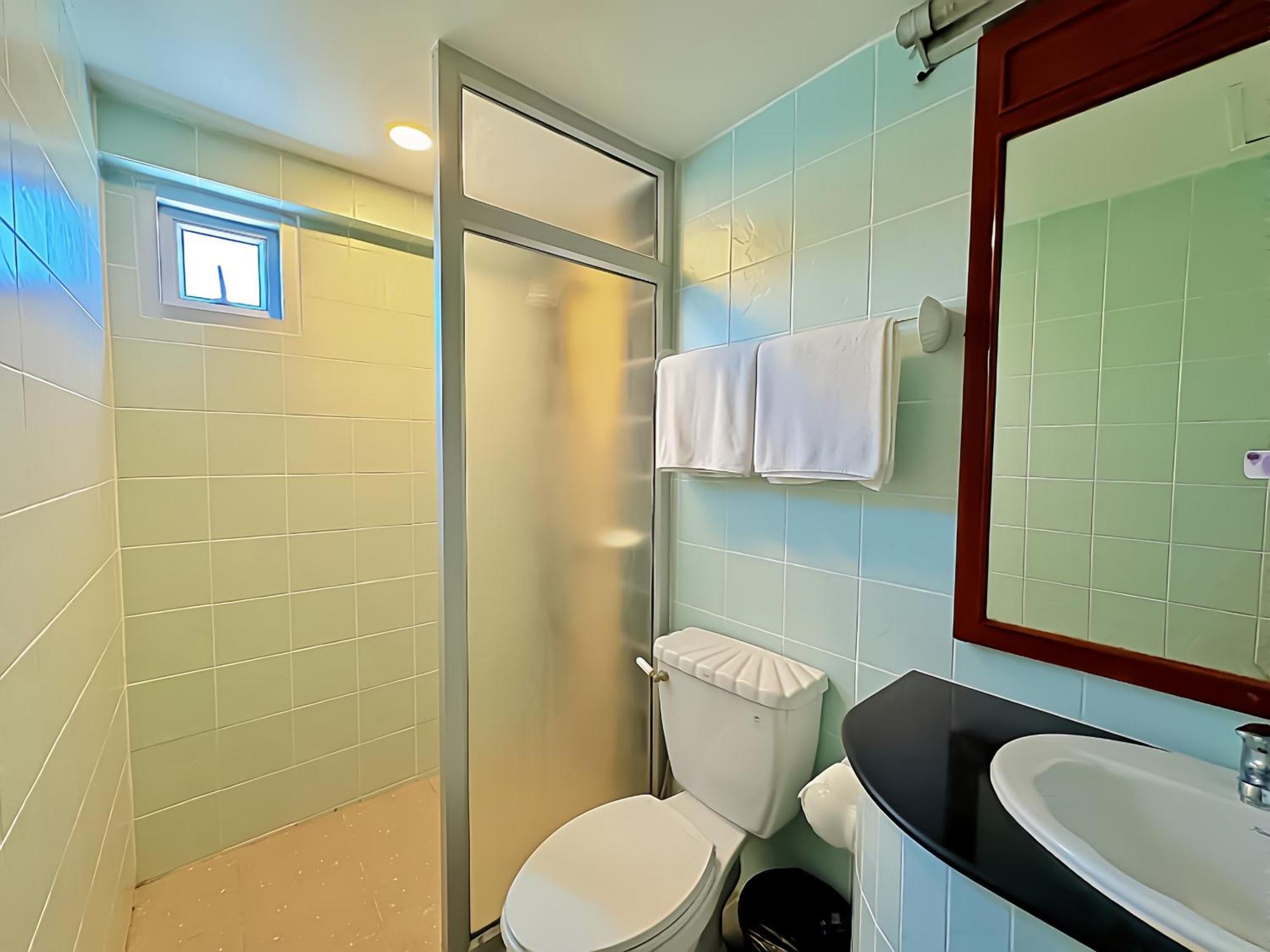 Deluxe Double or Twin Room Sea View