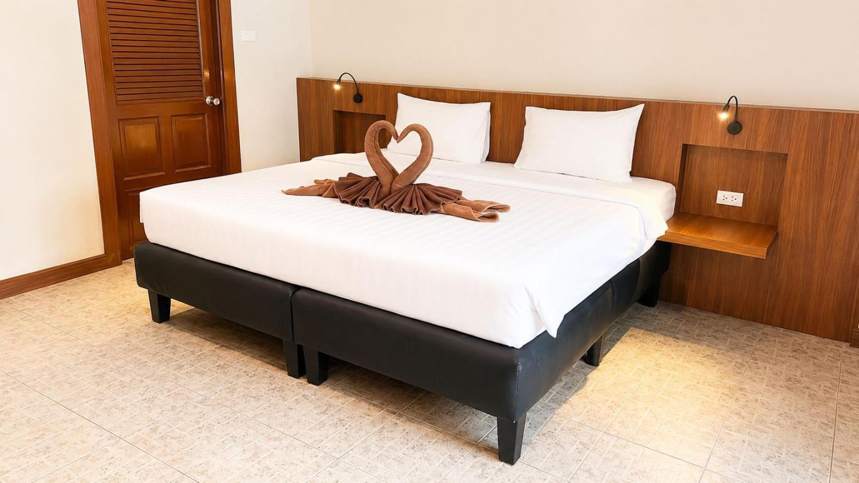 Double Room,1772267293:JPEG