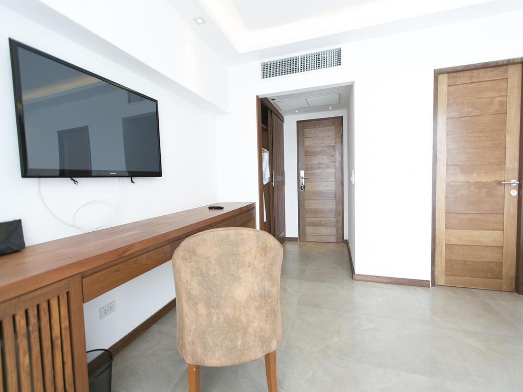 Zweibettzimmer mit Balkon