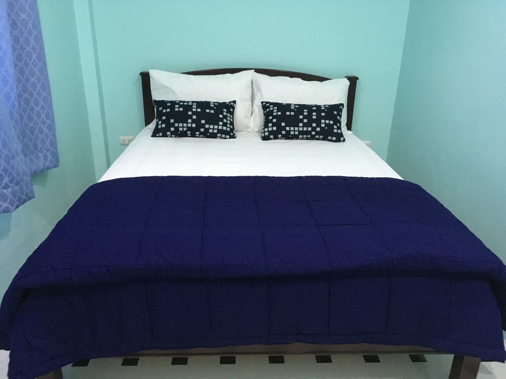 Double Room with Private Bathroom,321869069:JPEG