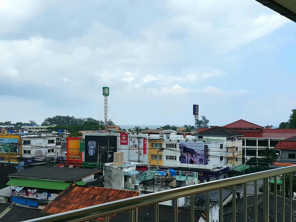 Partial Seaview Double Room with Balcony - Fifth Floor