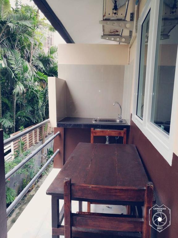 Habitación con cama grande