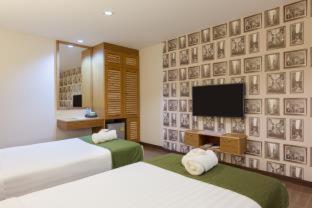 Deluxe Double or Twin Room