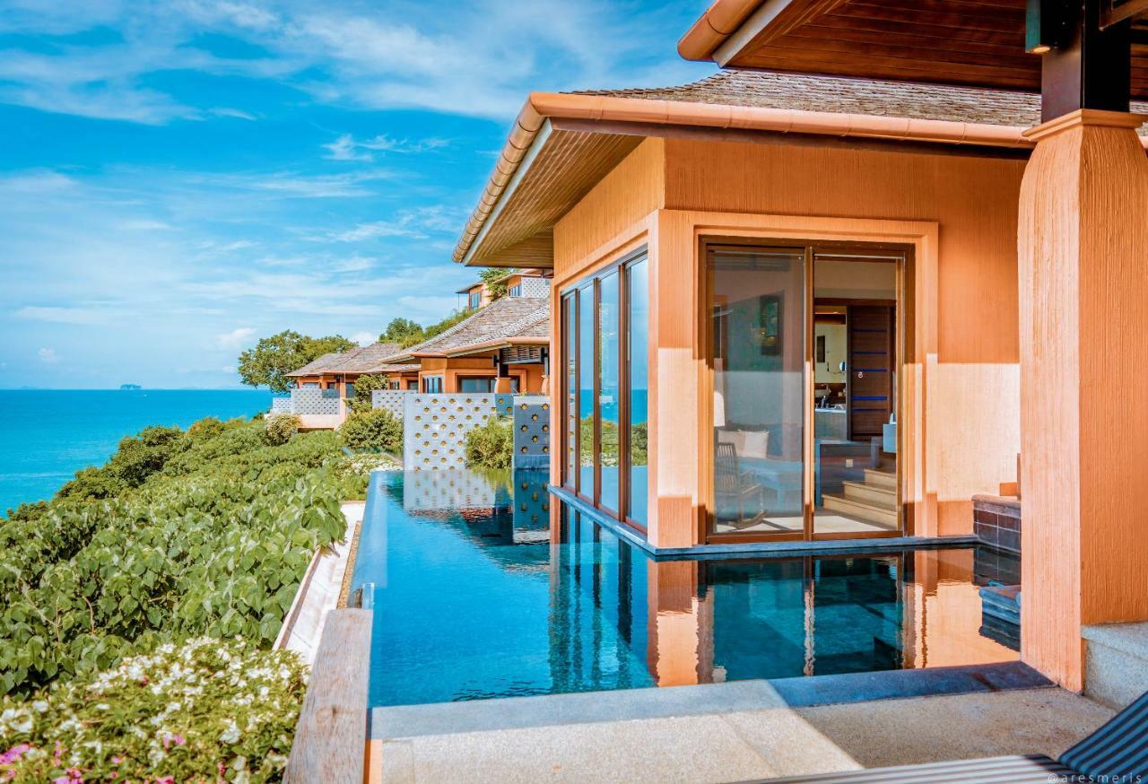 Villa with Sea View