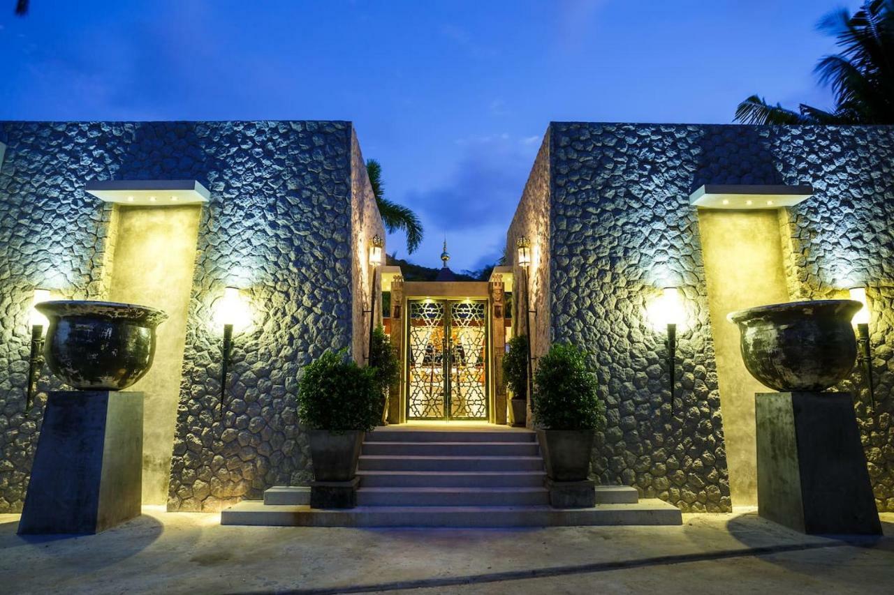 Villa Deluxe