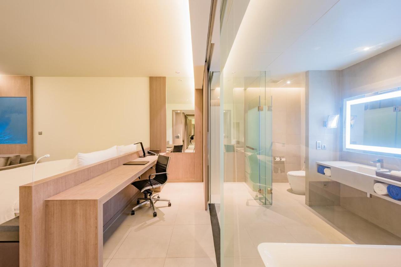 Camera Ocean Comfy + Trasferimento di Sola Andata dall’Aeroporto all’Hotel