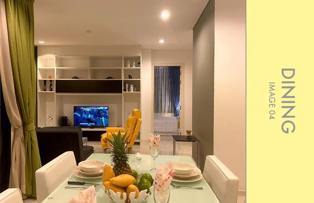 Stylish Condo W. Pool View 2F-1