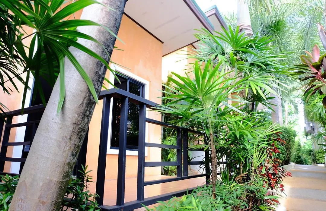Naiharn Paradise Boutique-1