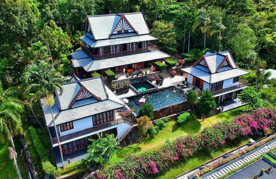 Nakawanna Villa-1