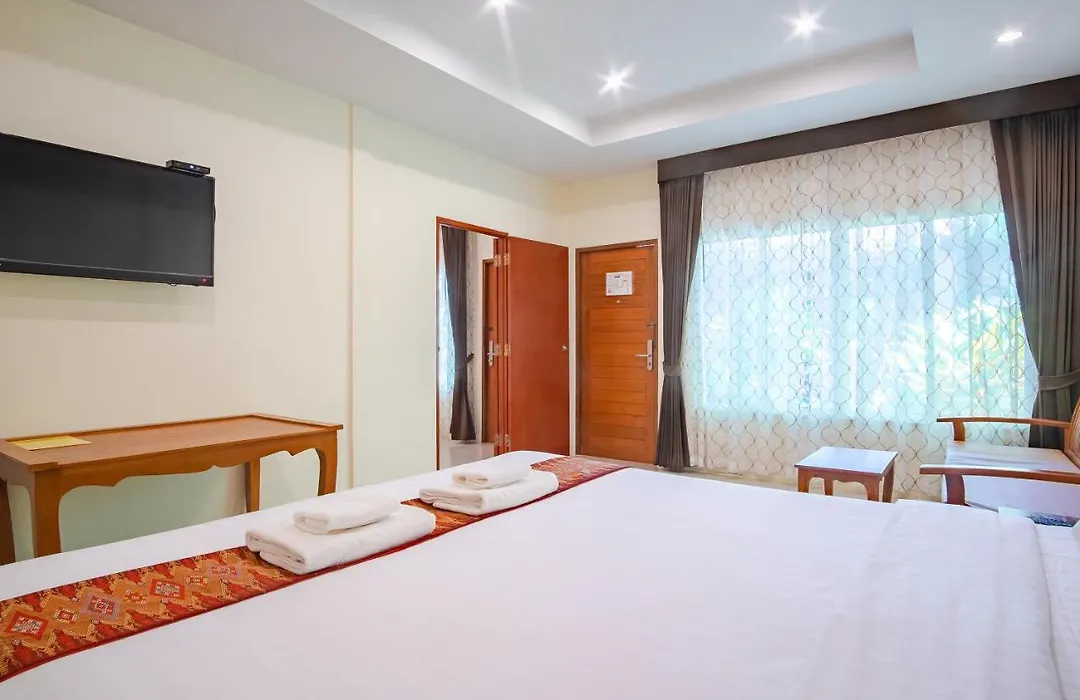 Prayai Changthai Resort-1