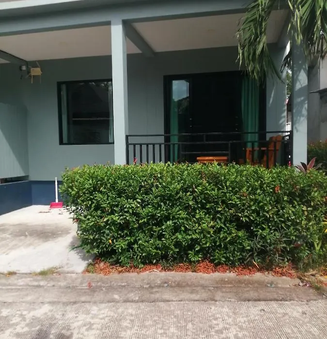 Na Na Twinhouse-1