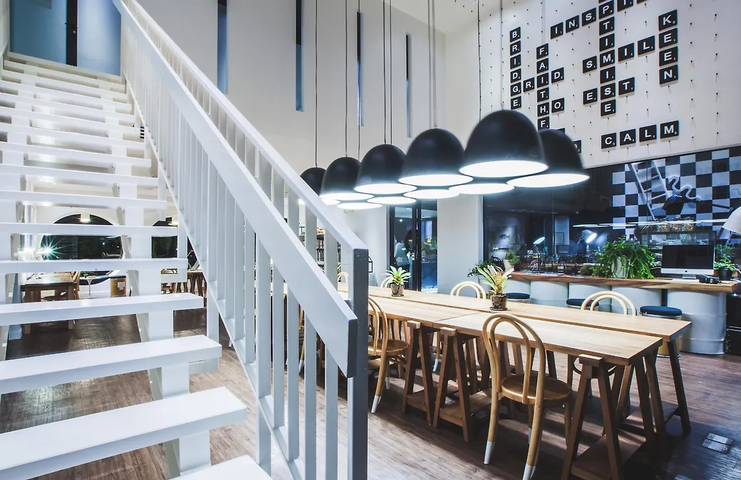 Blu Monkey Hub And Hotel Phuket Town- Free All Day Coworking Space-1
