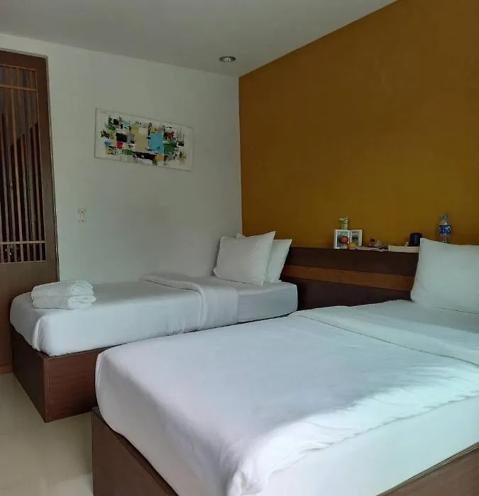 Benjamas Place Hotel-1
