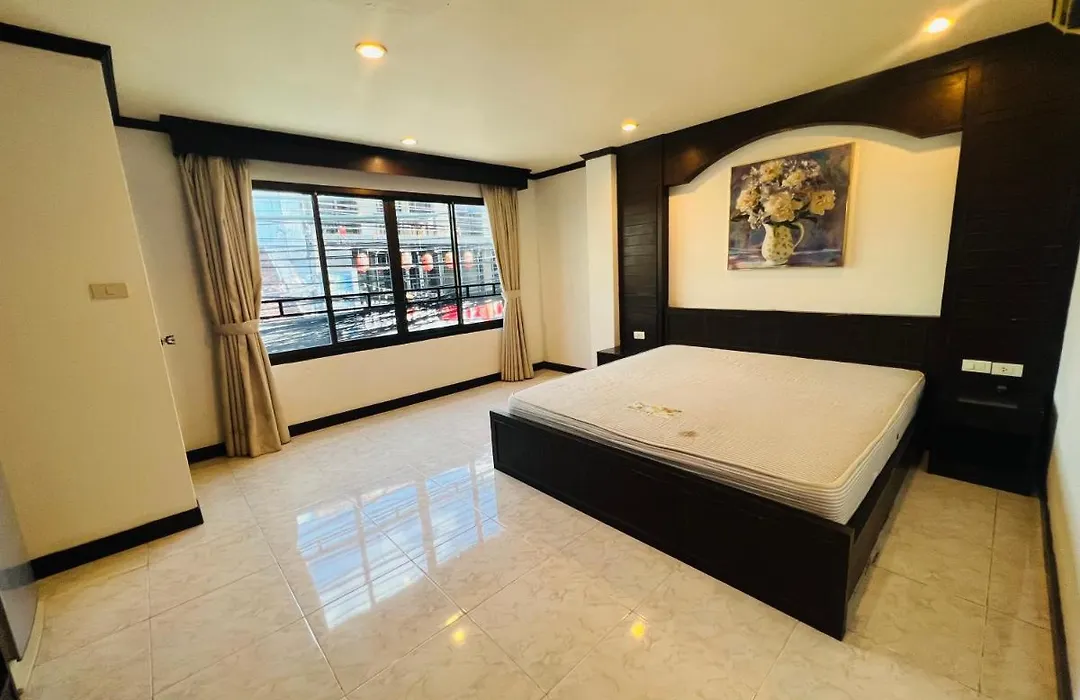 Cocoon Sansabai Guesthouse-1