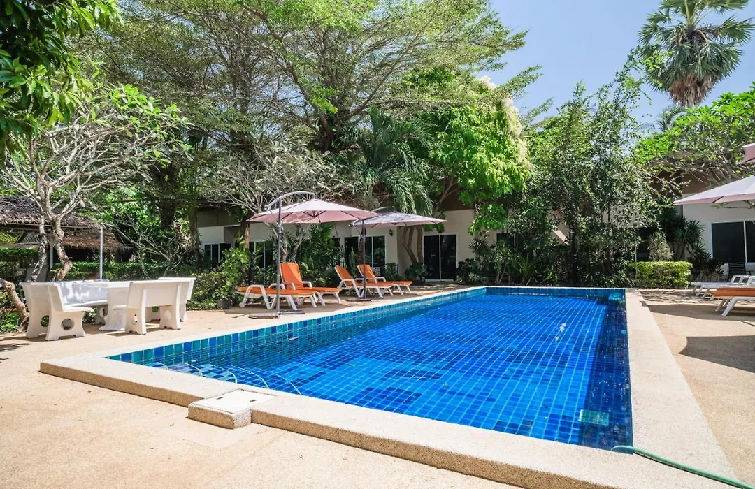 Cascades Boutique Resort Phuket-1