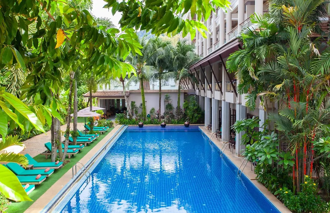 Thanthip Beach Resort Patong-1