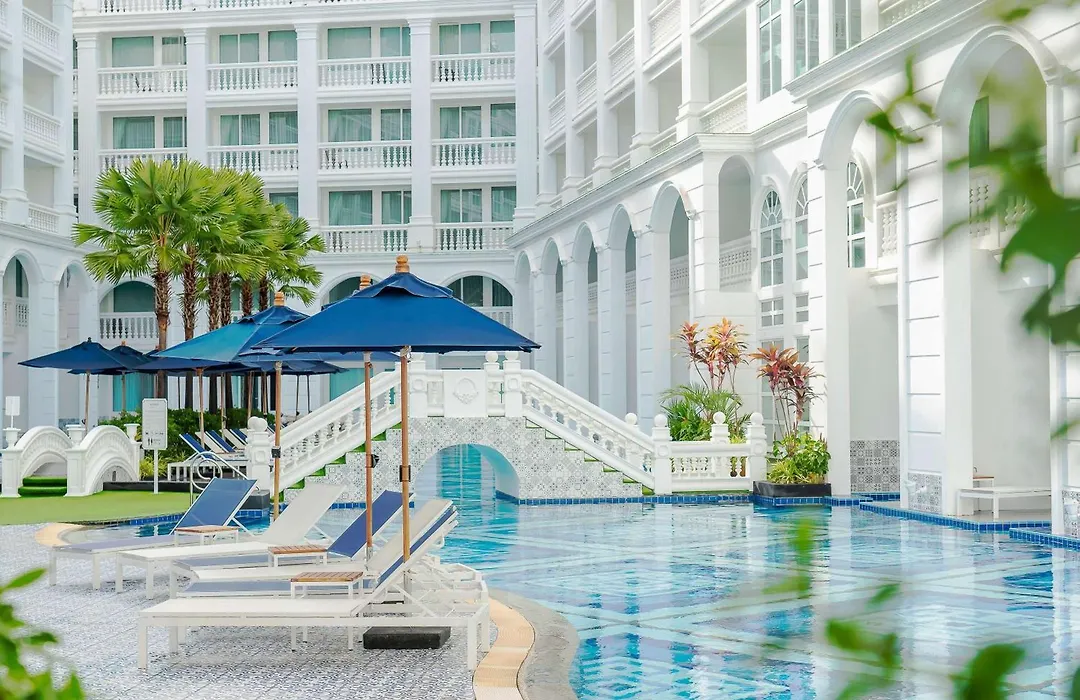 Moevenpick Myth Hotel Patong Phuket-1