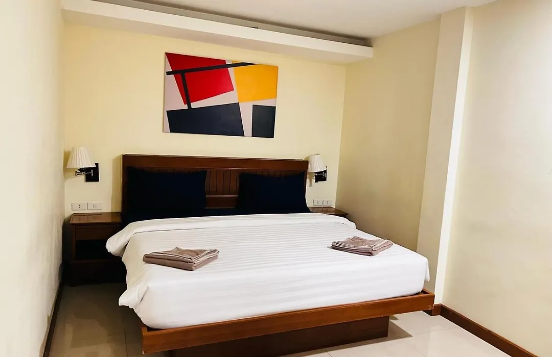 Patong Terrace Hotel-1
