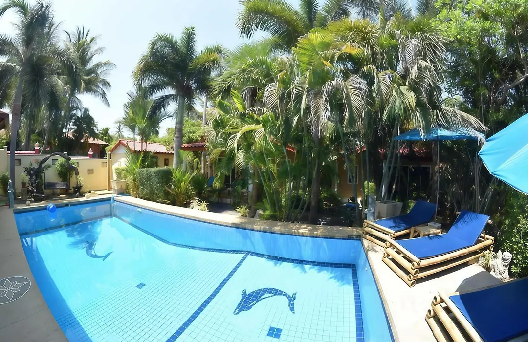 Sanuk Bungalows-1