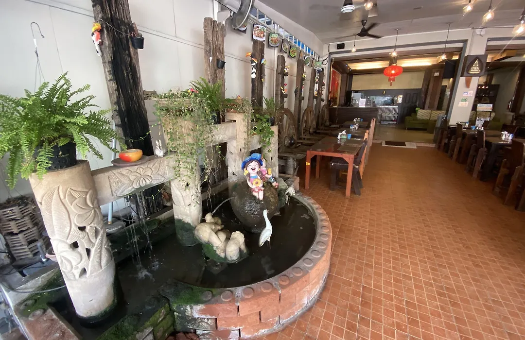 Lemongrass Hotel Patong-1