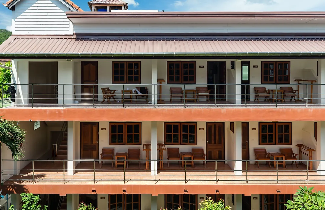 Batic House By Sharaya Hotel-1
