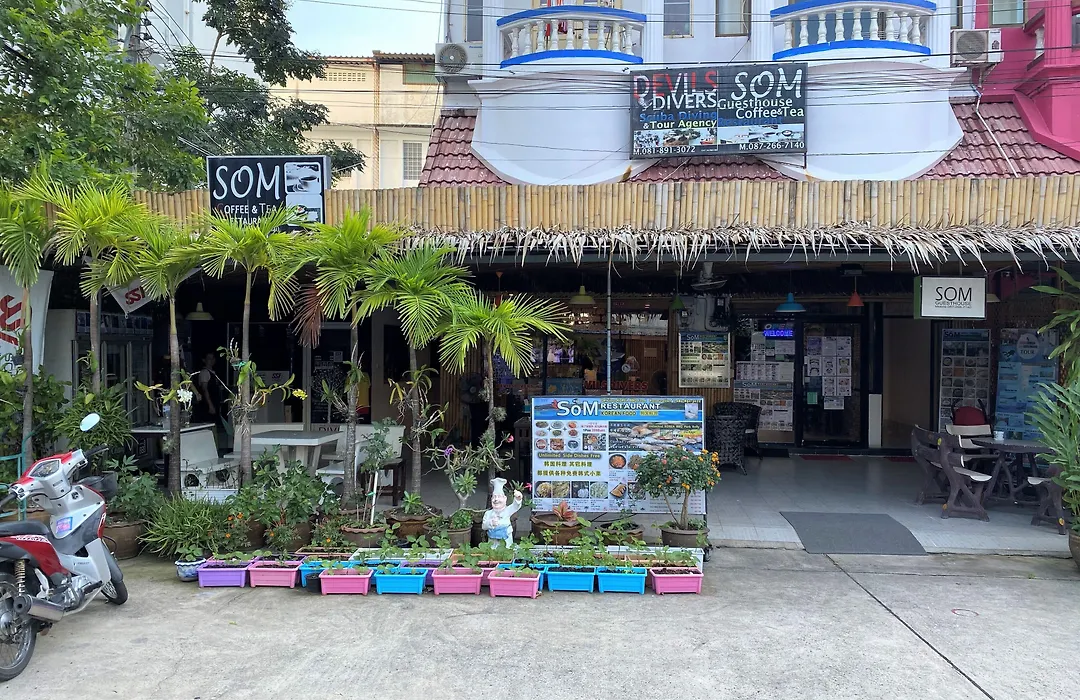 Som Guesthouse-1