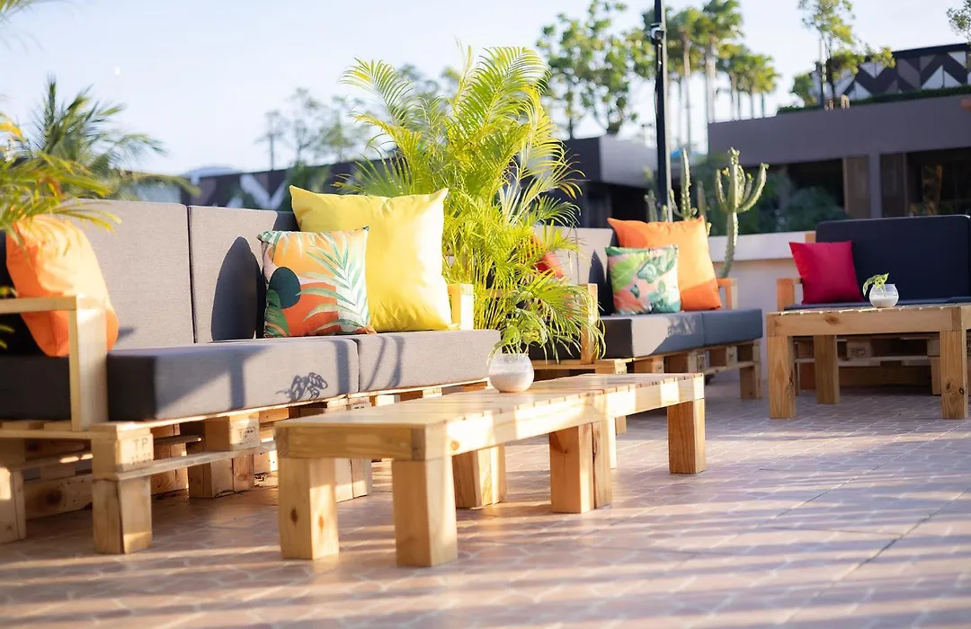 Club22 Kamala Suites, Kamala Beach-1